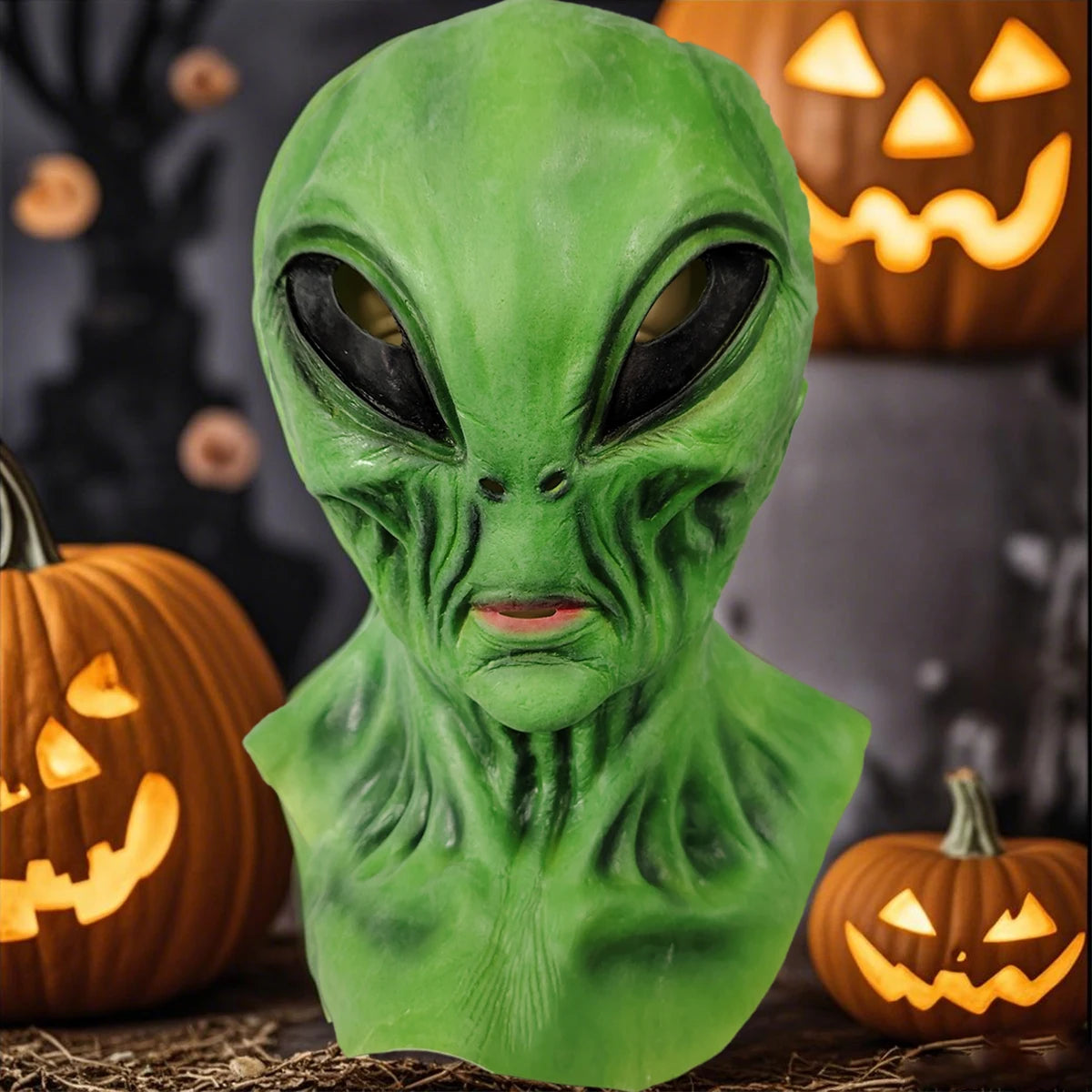 Green alien latex mask, Halloween party role play, scary and creative alien headgear, escape room haunted house COSPLAY props
